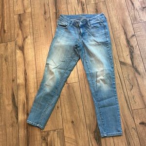 Old Navy rockstar size 4 skinny jeans